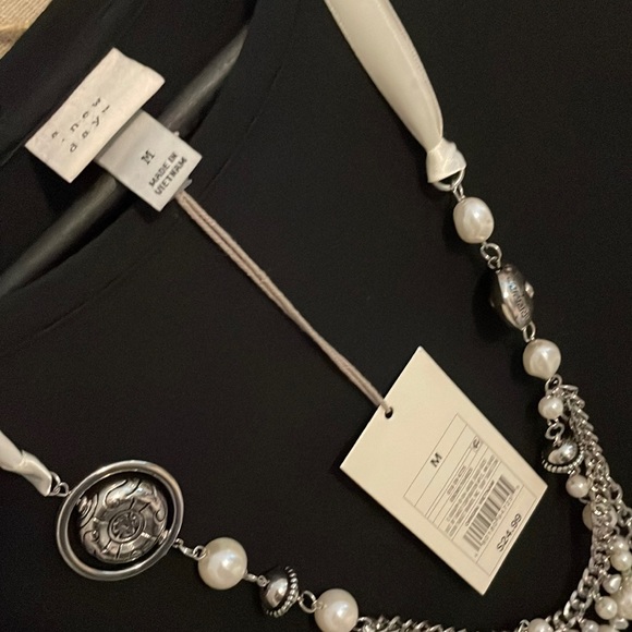 🎁3/$18🎁NWT Outfit:NWT necklace & NWT A New Day size M dress - Picture 4 of 8